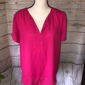 DR2 hot pink v-neck short sleeve blouse